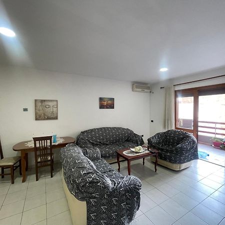 Gega Apartment Shkoder Exterior photo
